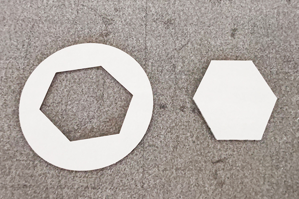 得馬高速裁切機(jī)裁切樣品