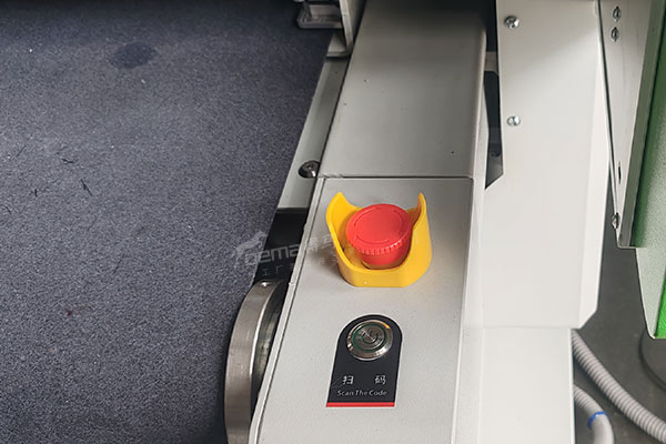 得馬高速裁切機一鍵掃碼按鈕